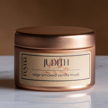 Judith - Deluxe Mini
